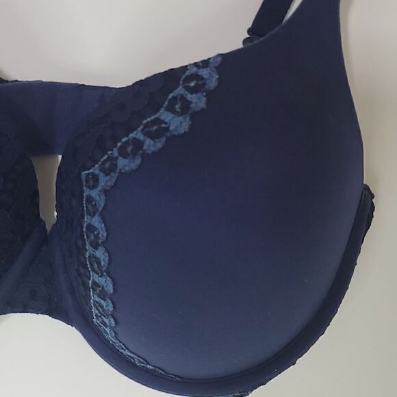 Victoria's Secret Body by Victoria Perfect Shape Lace Overlay Bra Navy 34DD - Picture 2 of 10
